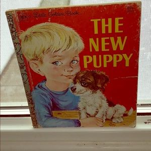 Hi I am selling baby books